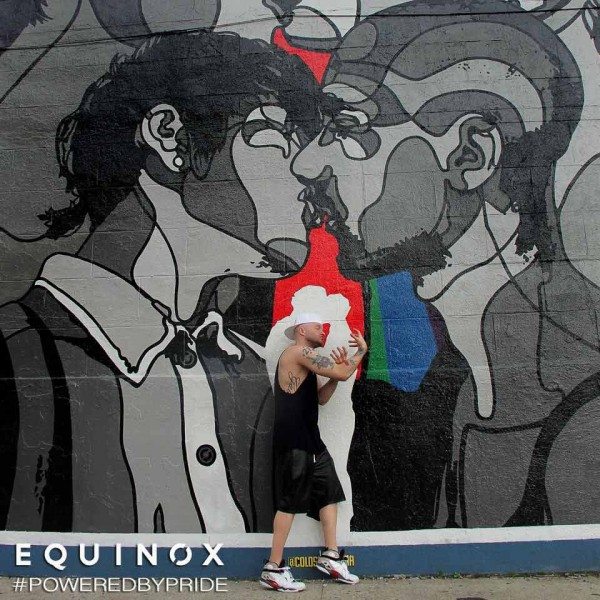 mural-gay-3
