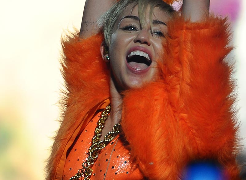 Miley-cyrus-portada