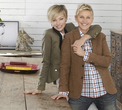Ellen junto a su mujer Portia