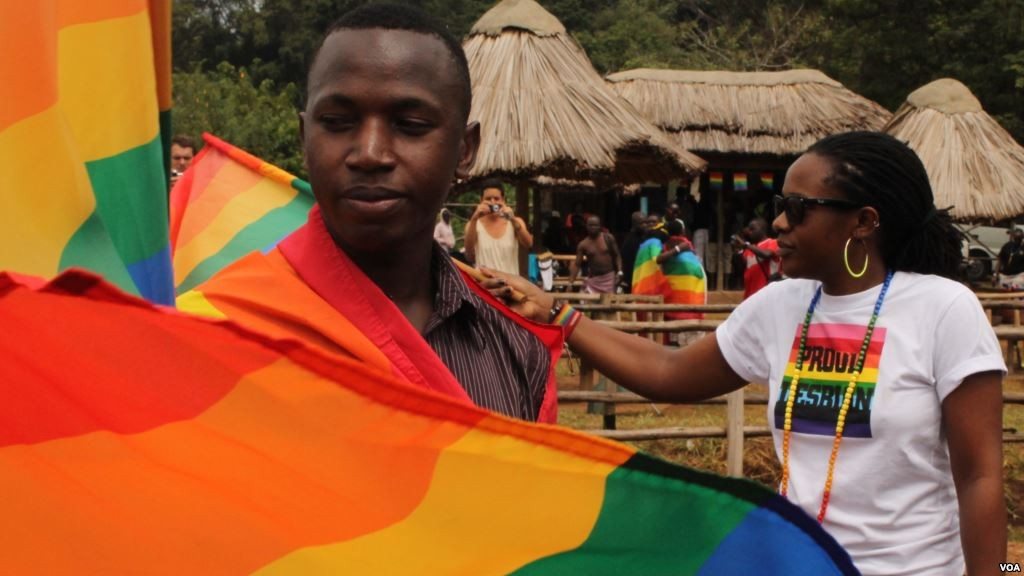 ORGULLO GAY PUEBLO AFRICANO